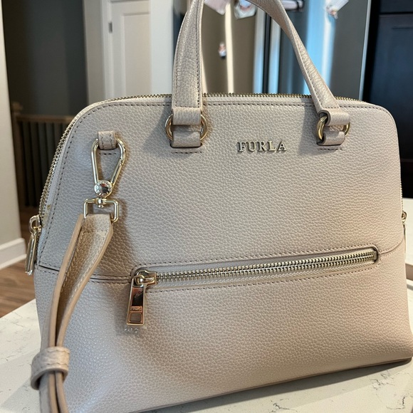 NWOT FURLA SATCHEL HANDBAG - Picture 2 of 16